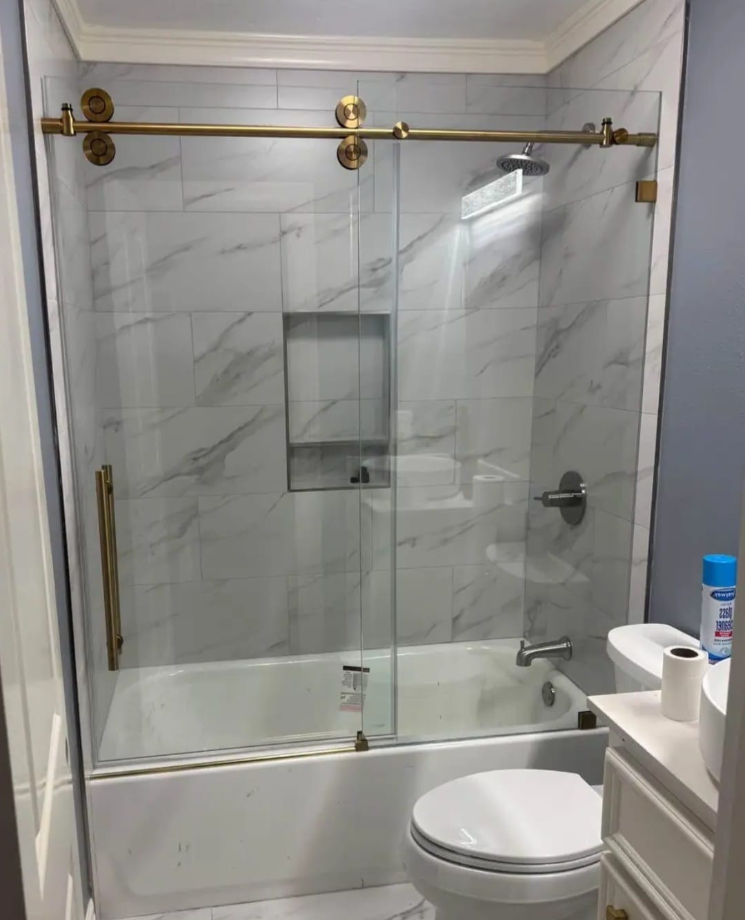 Bathtub Glass Door — Gold